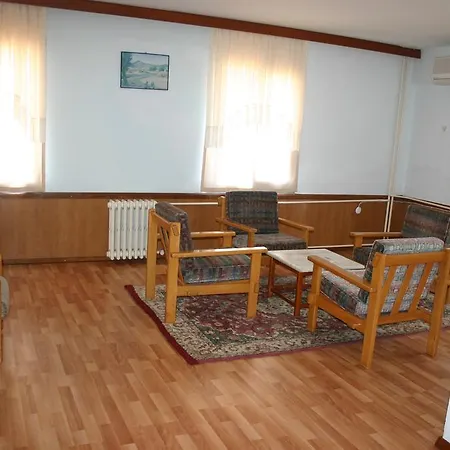 Karasu Hotel Hotell