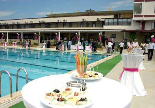 Karasu Hotel Hotel 3*